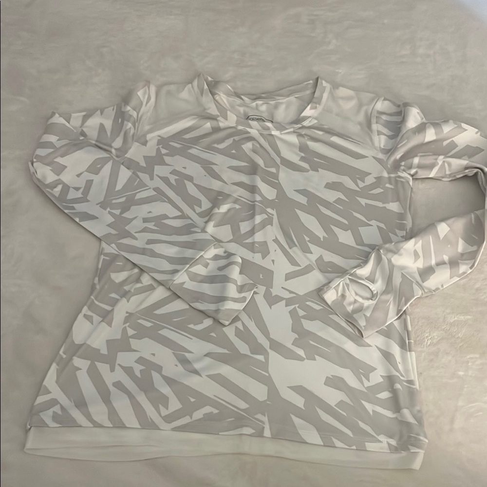 OISELLE White and Gray Geometric Long Sleeve Shirt NWOT